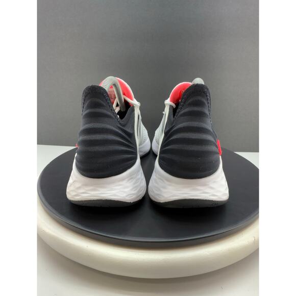 New Balance Fresh Foam Roav Womens Size 8.5 White Black Running Shoes WROAVLW - Picture 7 of 14